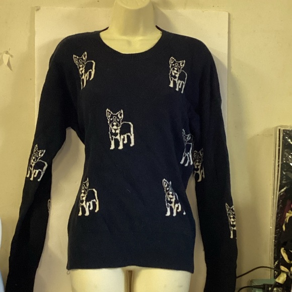Ambercrombie & Fitch Dark Blue Dog Sweater. - Picture 1 of 5